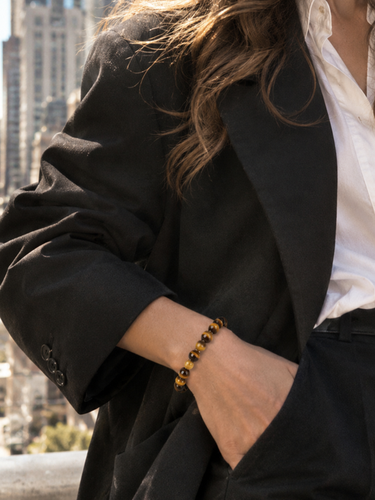 Minimalist Crystal Jewelry for Daily Office Wear